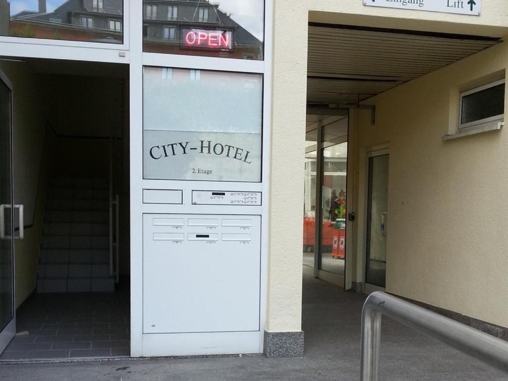 City Hotel Bauer Limabach - Oberfrohna Dış mekan fotoğraf